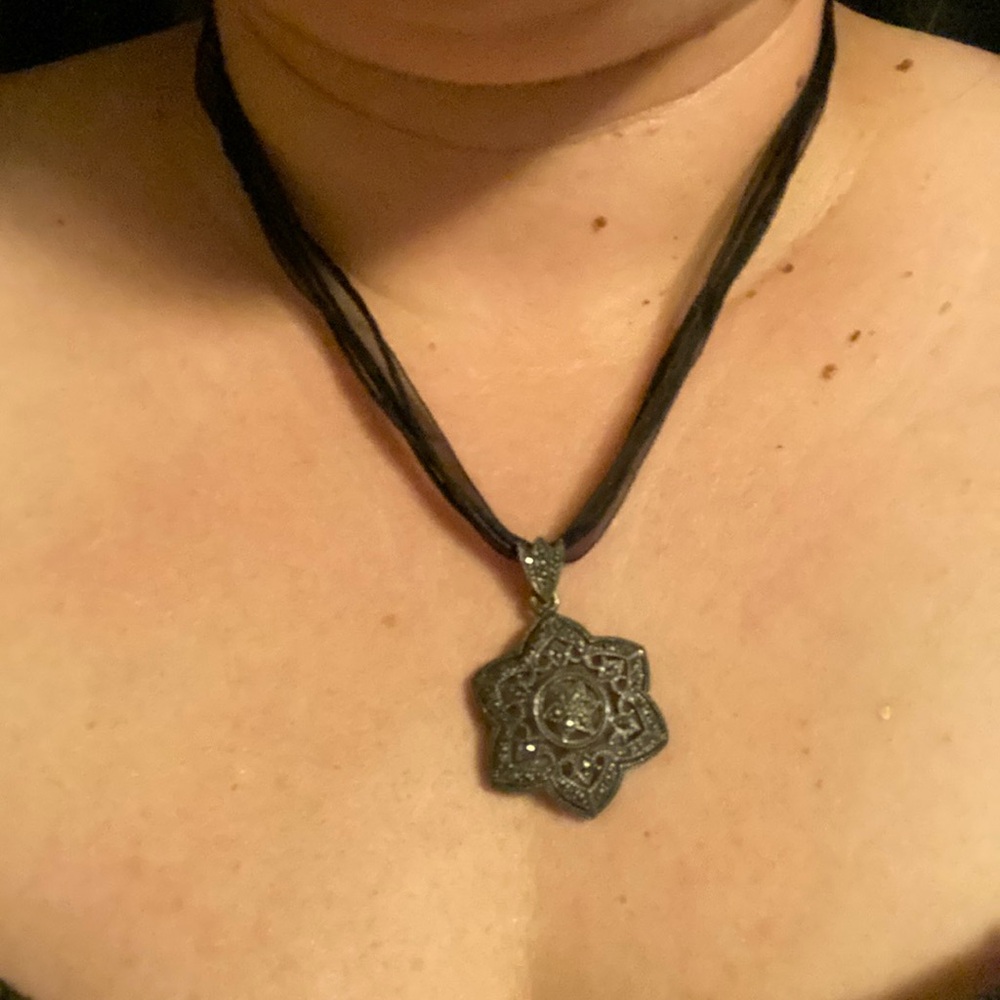Stealing Silver marquisite pendent necklace